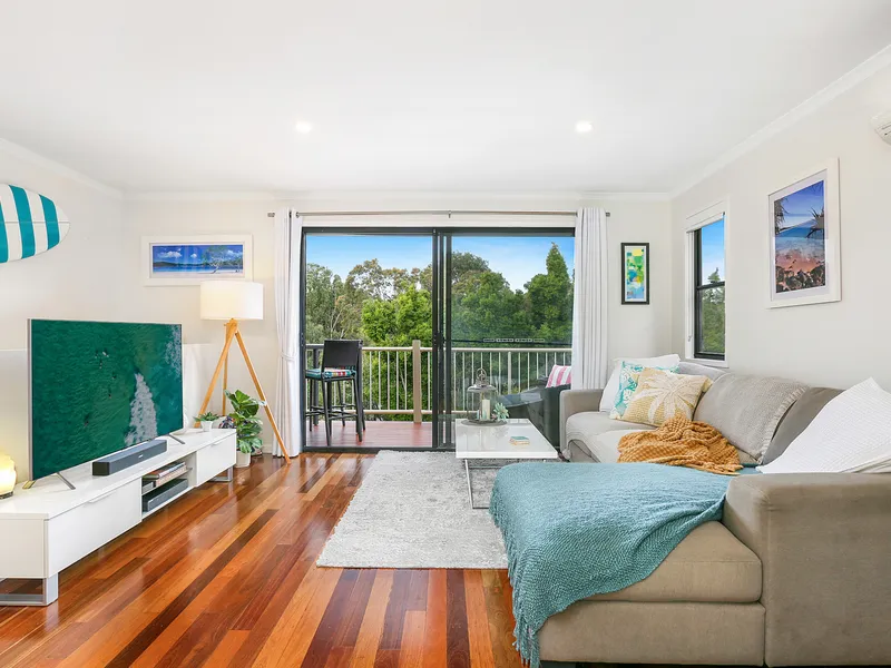 Immaculate townhouse 