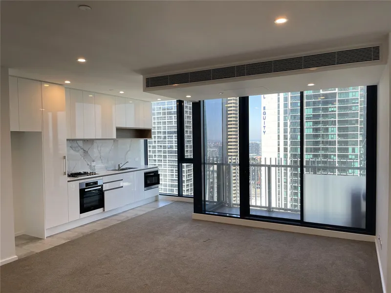 Amazing Melbourne Grand 3 Bed, 2 Bath, 1 CP