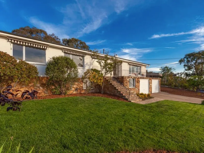 Hilltop Family Home, Dress Circle Location
