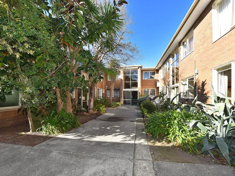 Light Filled Two Bedroom Apartment, Top Location!