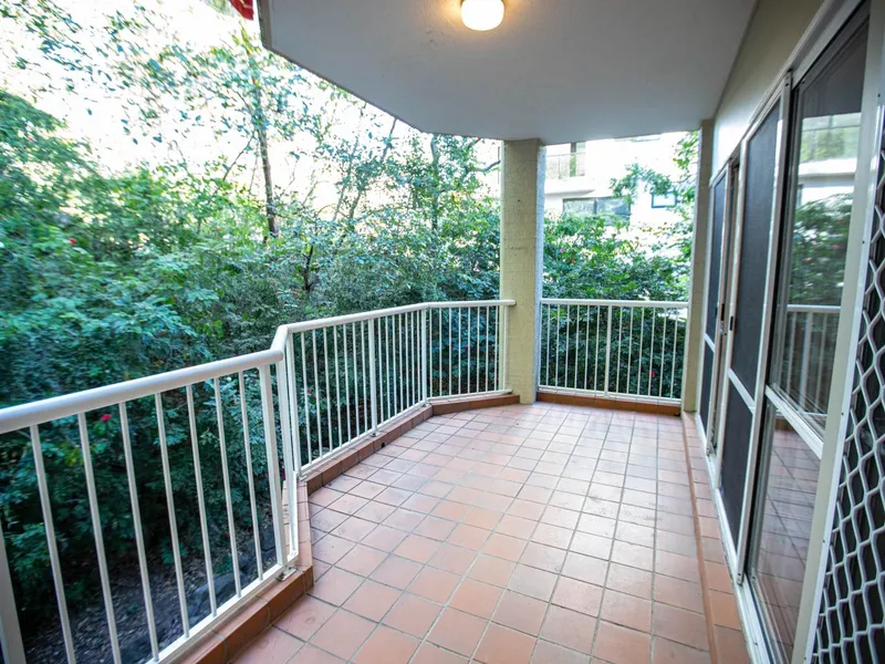 Indooroopilly – perfect location.