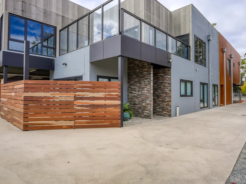 Brand New Unit...Move straight in !