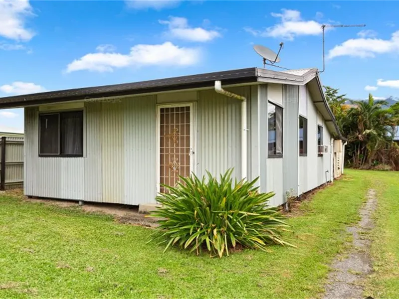 Front cottage Available!!