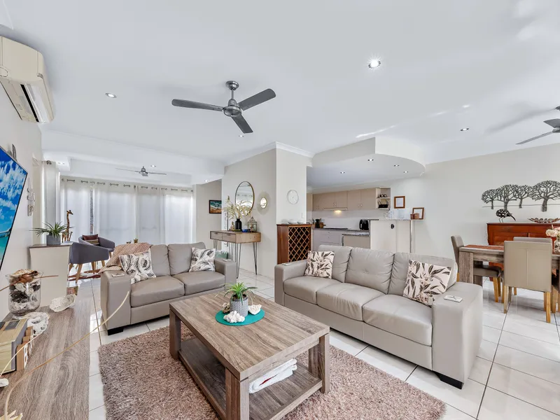 Affordable And Immaculate 3 Bedroom Residence - This Is A Smart Buy!