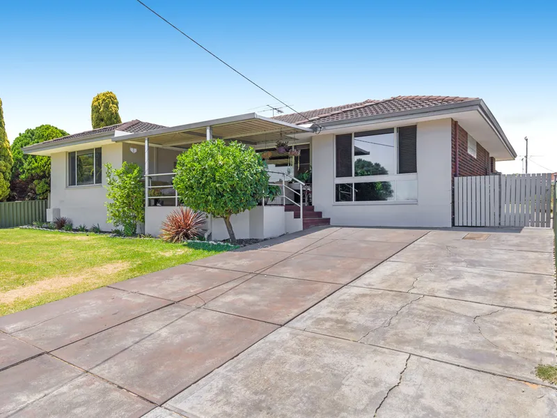 Under Contract - Collett Realty - More Wanted - Buyers Waiting!