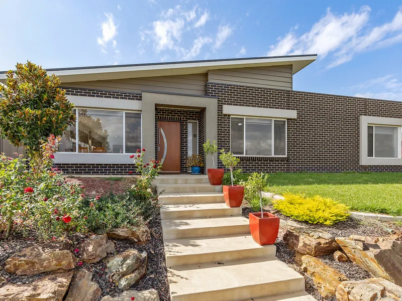 Stunning As New Villa