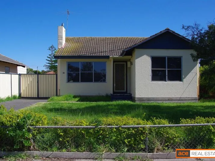 Superb Location - Only minutes walk from Laverton station