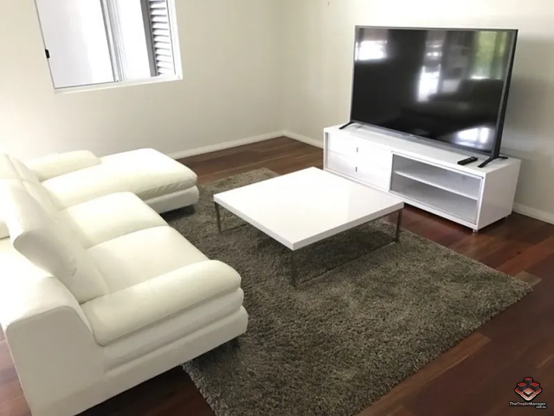 2 Bed 2 Bath FULLY FURNISHED - EXTRA CARPARK AVAILABLE!