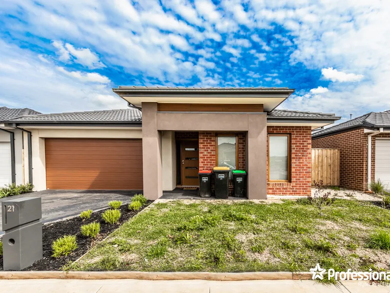 Newly Built 4 Bedroom Family Home