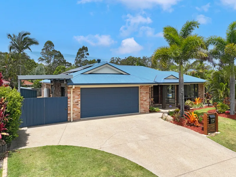 5 BEDS - 3 LIVING ROOMS - 800M2 BLOCK - BOAT PORT & POOL