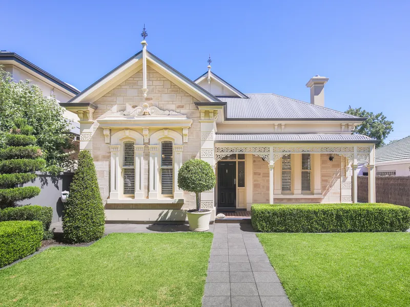 UNDER CONTRACT! - PRIOR TO AUCTION UNDER VENDORS INSTRUCTION.