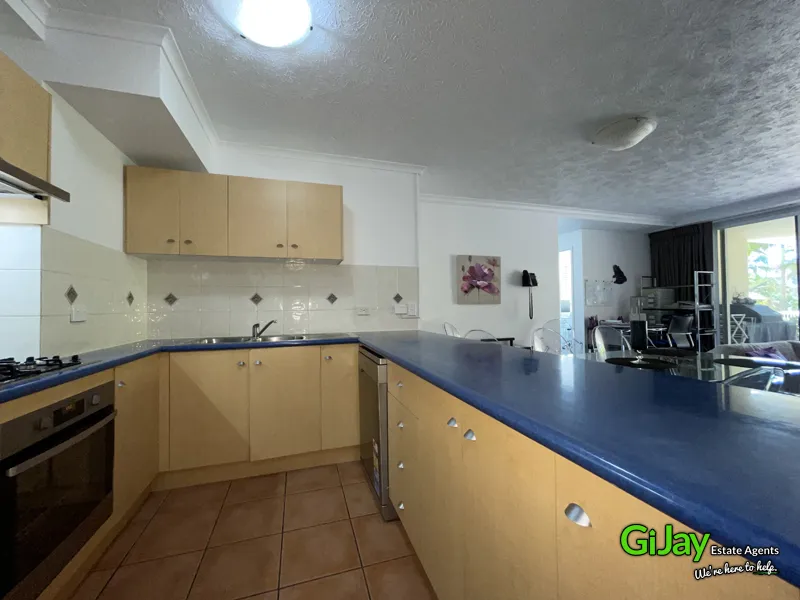 Affordable Fortitude Valley Luxurious Elegant Apartment With North-Easterly Aspect