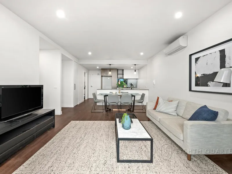 Right in the heart of Oakleigh