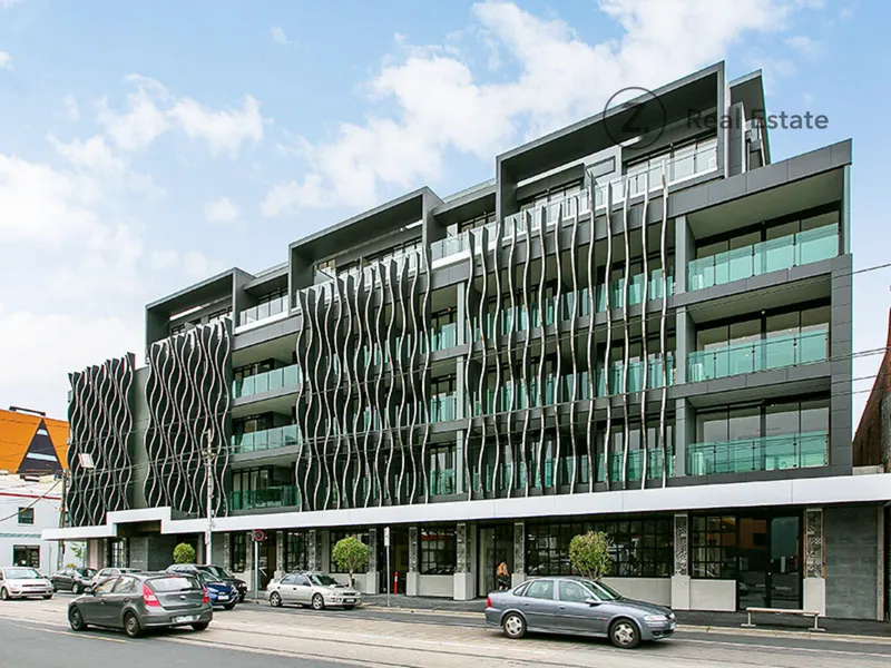 Stylish Apartment In The Heart Of Lygon Street- Perfect For Savvy Investors!