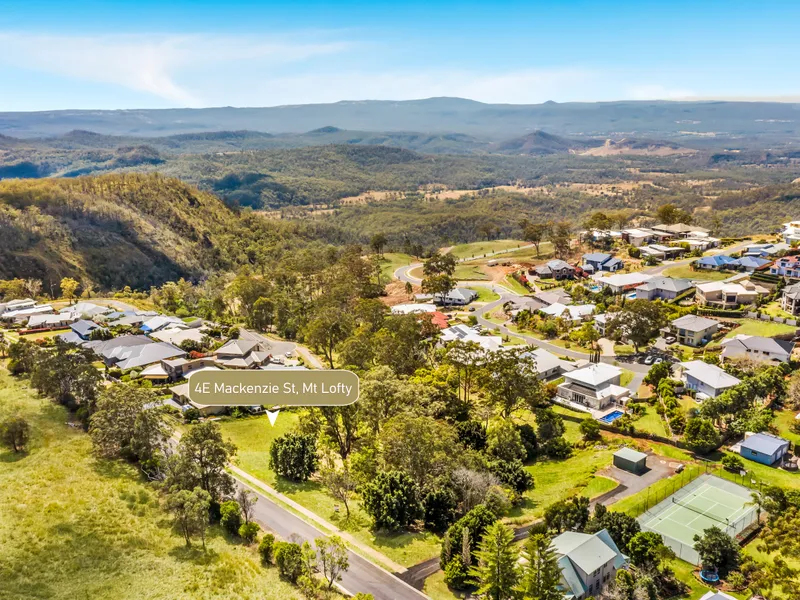 Escarpment Living with Views