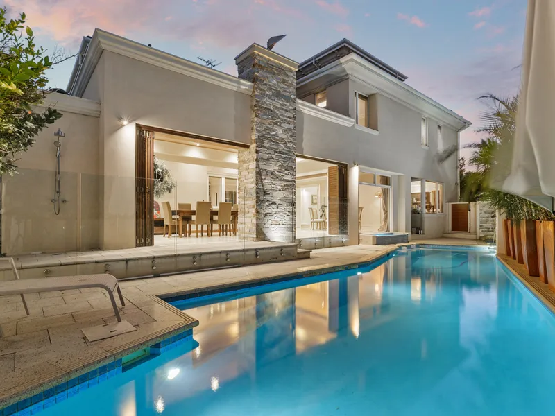 Luxurious Coastal living.