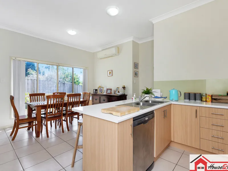 SPACIOUS, MODERN & GREAT LOCATION