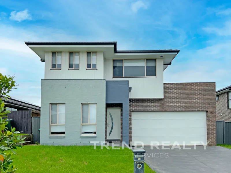 Spacious Five Bedroom Family Home | Extra Sitting Area Upstairs