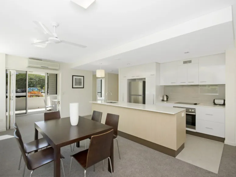 Live on the Riverside with access to everything!