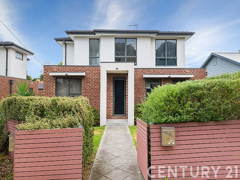 Modern, Low maintenance living !