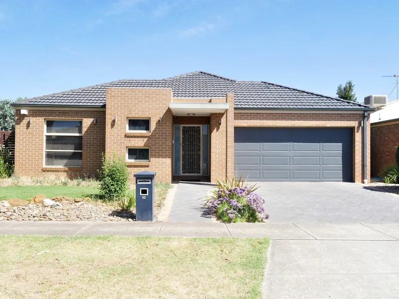 Big home with side access