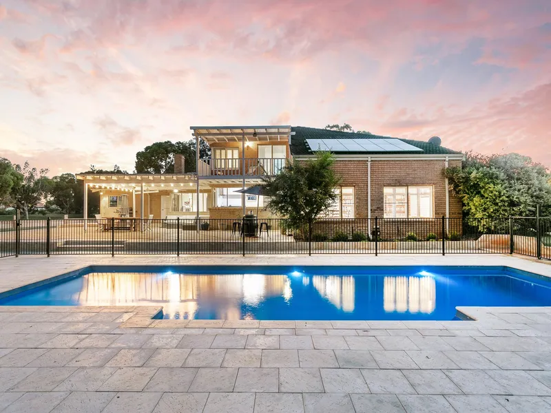 4641 SQM BLOCK WITHIN A SHORT STROLL TO THE RESORT