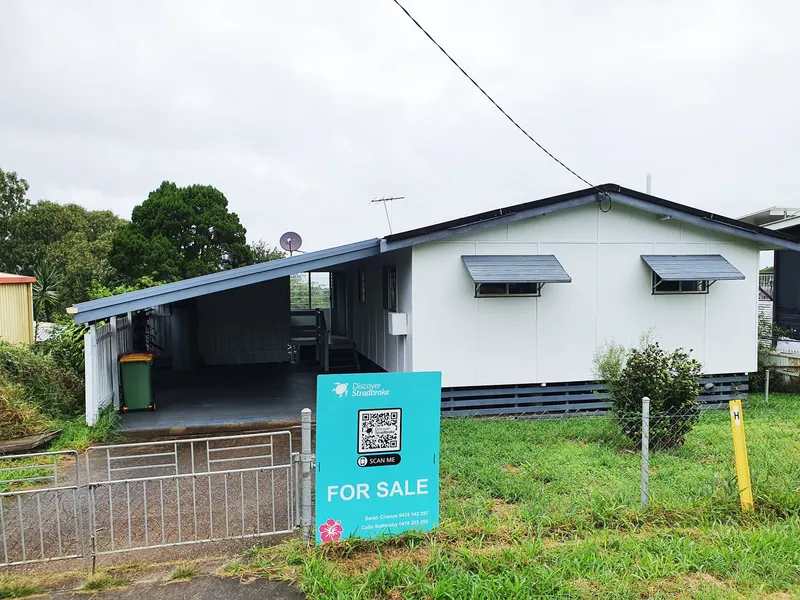 Fabulous re-build opportunity!