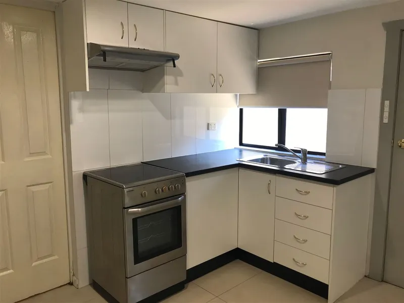 Deposit Taken!!! Leased!!!