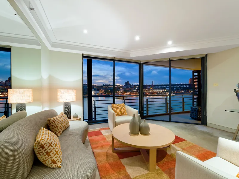 Fabulous unfurnished three bedroom apartment at the Bennelong