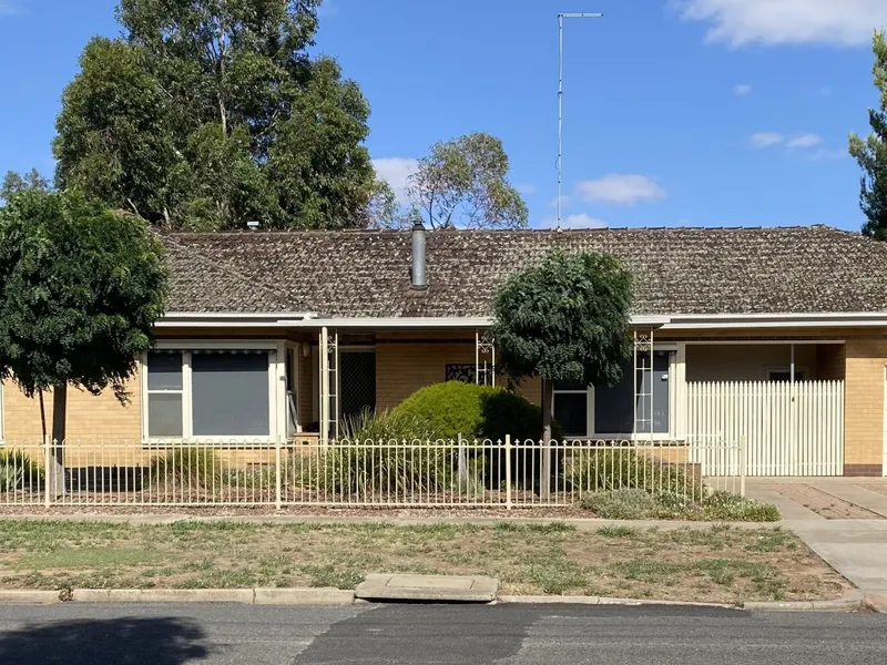 3 Bedroom Brick Home in rural setting.