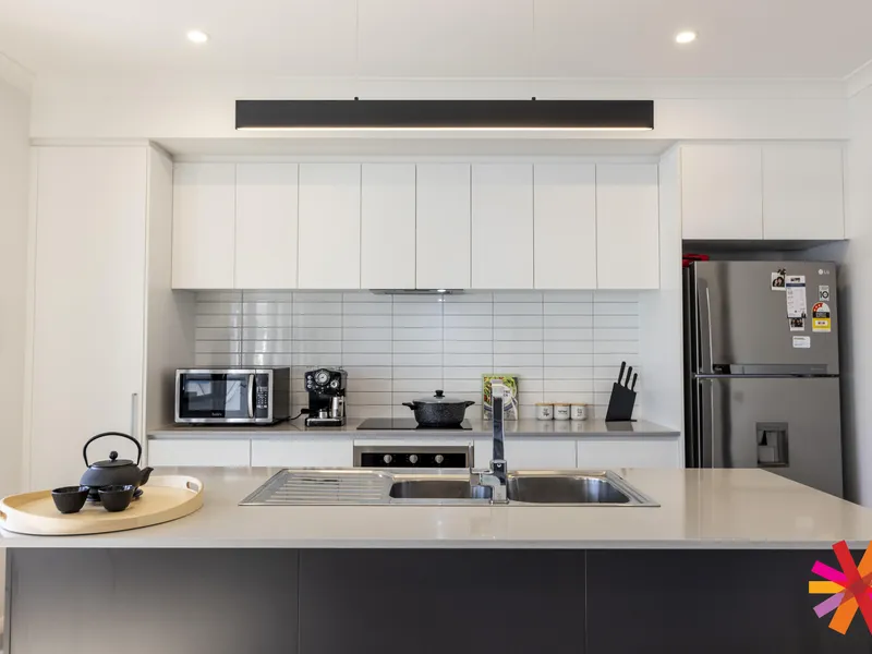 Fabulous Modern Apartment In a Great Location
