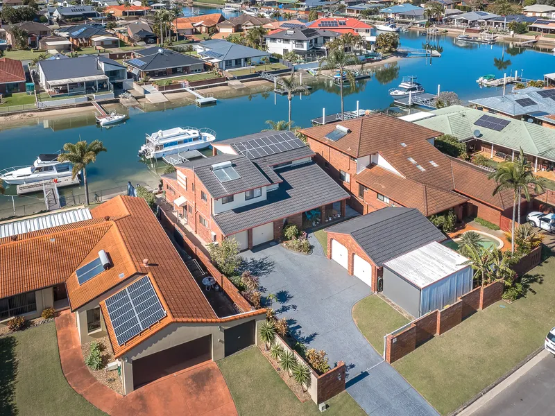 Renovators Delight - Motivated Vendor - Will Be SOLD