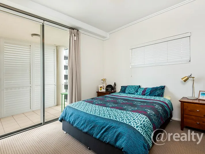 Classy two bedroom  with car space and storage cage