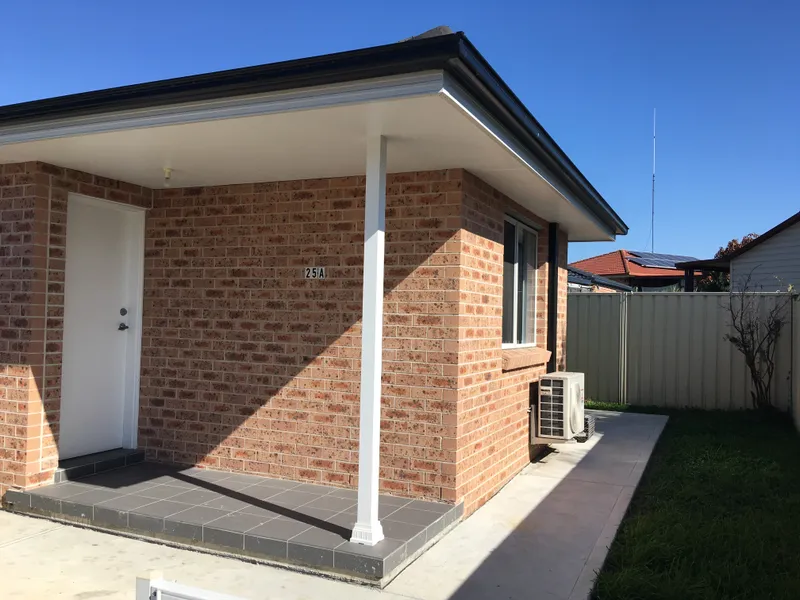 Beautiful Home & Convenient Location!!