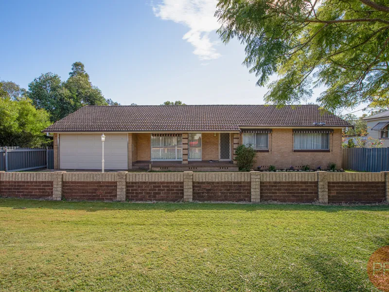 909SQM BLOCK IN BERESFIELD!!