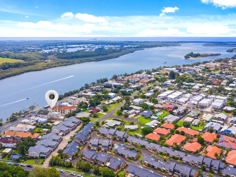 Iconic 'Boat House' On Maroochy River