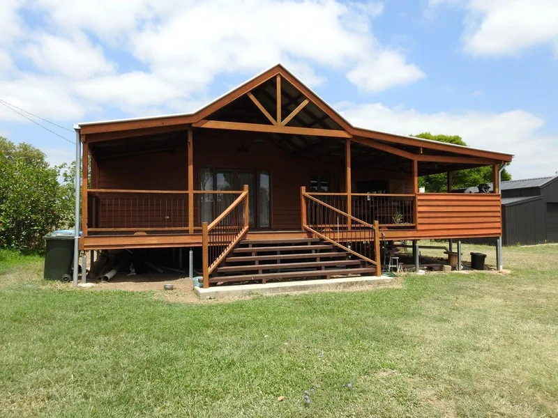 3 BEDROOM HOME ON HUGE BLOCK + LARGE SHED + LAWN AND GARDEN MAINTENANCE INCLUDED