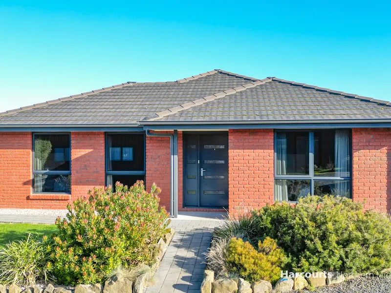 Generous, Modern & Low Maintenance