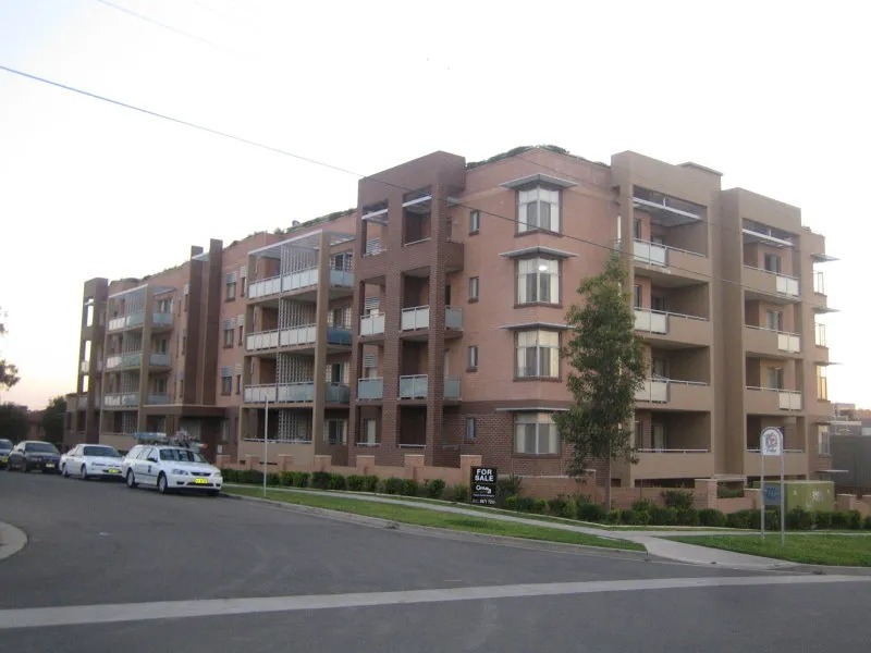 Large and spacious 2 B/R unit with 2 bathrooms and air condition and ceiling fan in the main b/r