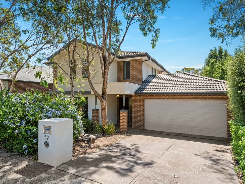 EXECUTIVE SPRINGTHORPE LIVING IN PEACEFUL FOREST SURROUNDS