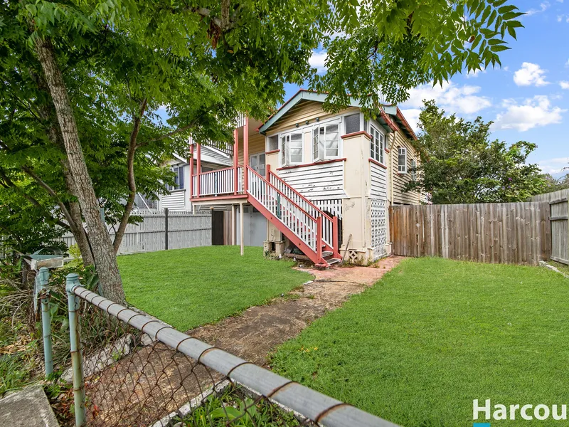 Unmissable opportunity, in Ever Popular Hawthorne