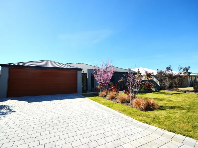 IMPRESSIVE 4X2 FAMILY HOME REPRESENTS GREAT VALUE