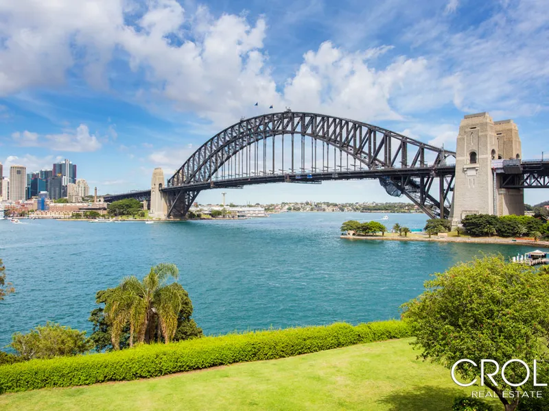 Fully Equipped & Furnished Apartment On Waterfront Reserve - The Quintessential Sydney Harbour View