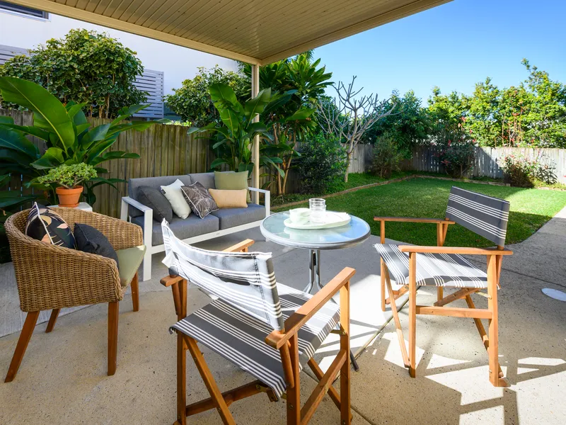 Low-Stress Living In Ultimate Convenient Location