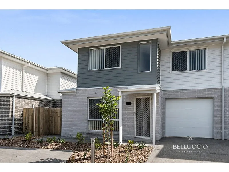 NEW Townhouse in Marsden