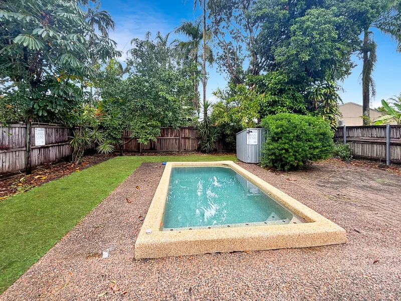 Queenslander City Fringe Living !