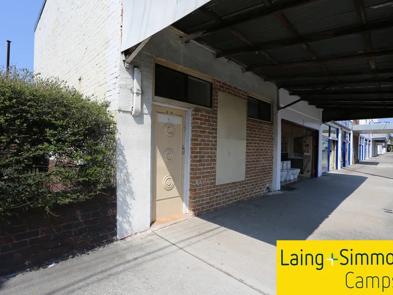 Studio/Flat : 1 bedroom plus study