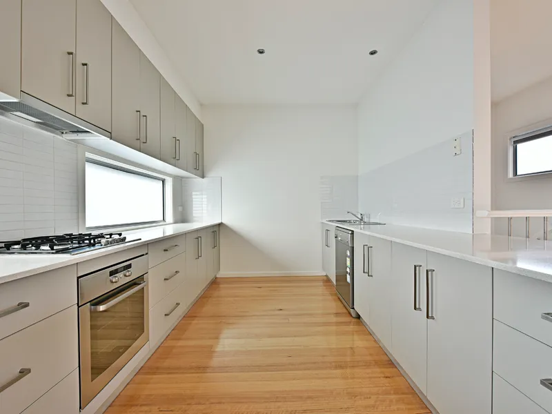 PLEASE REGISTER YOUR DETAILS BELOW, TO BE NOTIFIED OF UPCOMING INSPECTION TIMES