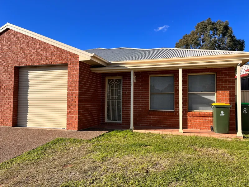 Sophistication & Class in Sought after Location
