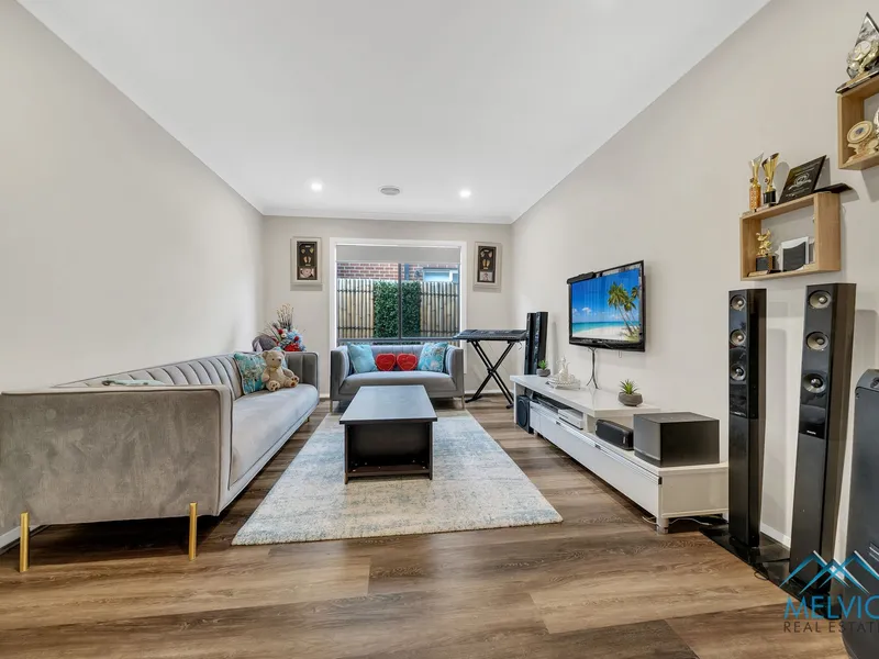 THE PLACE YOU CALL PERFECT HOME 9 TIN ALLEY AVENUE, CLYDE